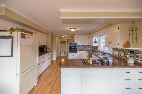 51 Grandview Avenue Auburn ME 04210