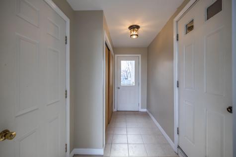 51 Grandview Avenue Auburn ME 04210