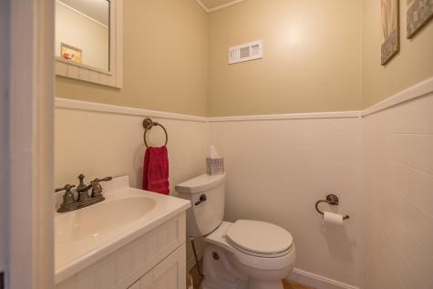 51 Grandview Avenue Auburn ME 04210