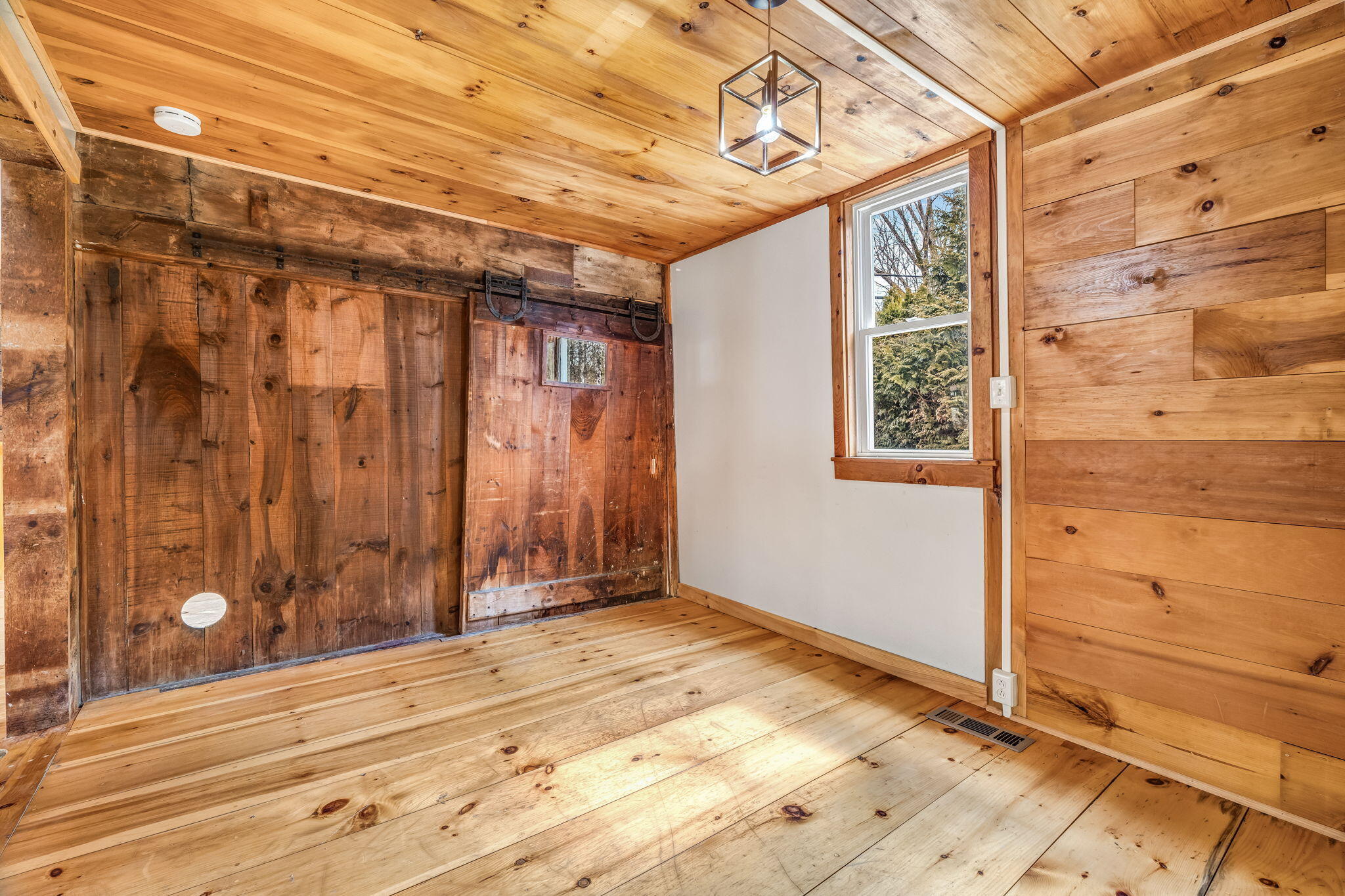 96 Washington Road Waldoboro ME 04572