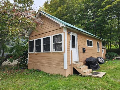 42 Greenville Road Monson ME 04464