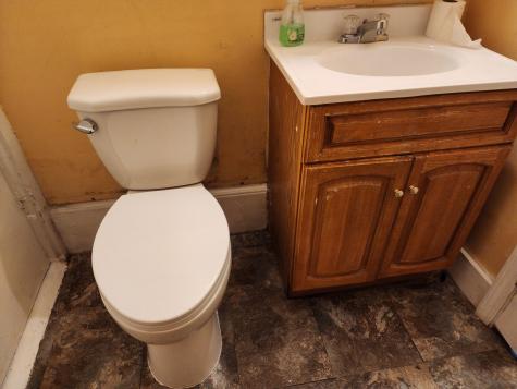 42 Greenville Road Monson ME 04464