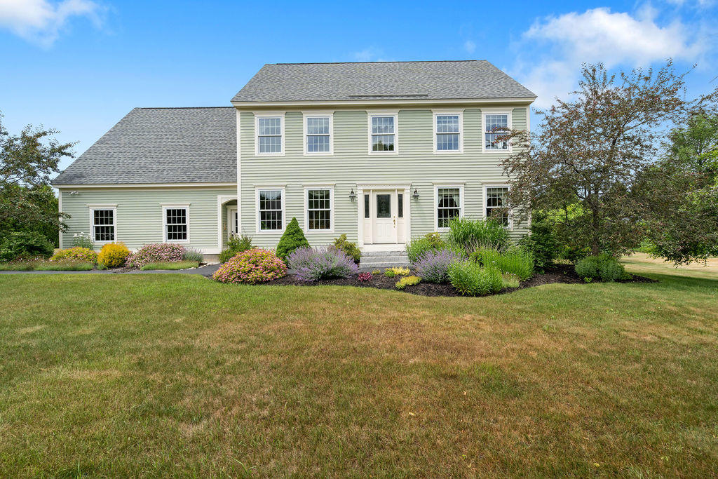 8 Coulthard Farms Road Scarborough ME 04074