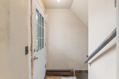 52 Tilton Avenue Kittery ME 03904