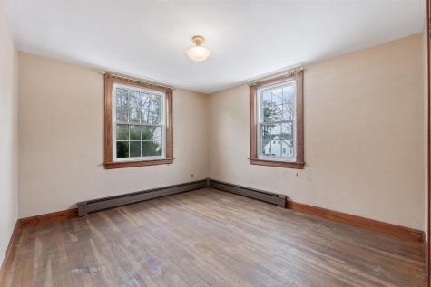 52 Tilton Avenue Kittery ME 03904