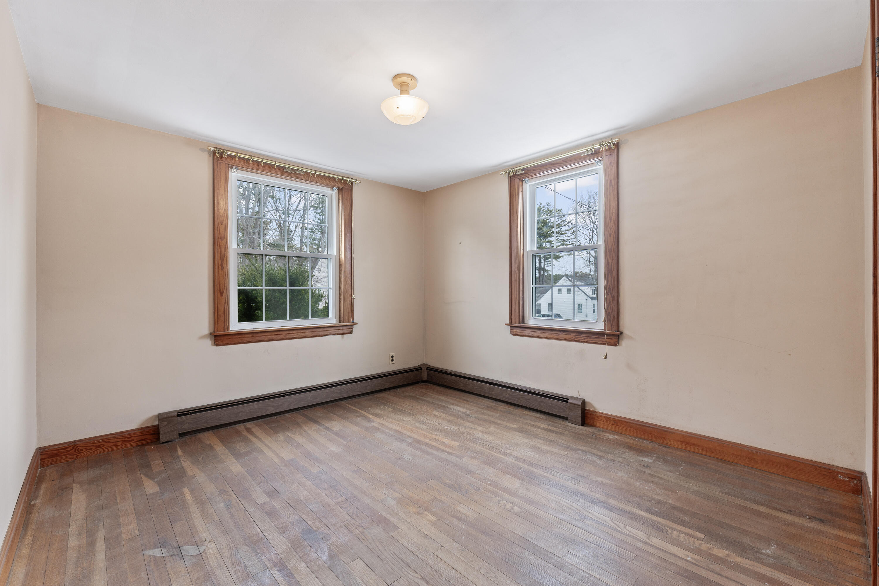 52 Tilton Avenue Kittery ME 03904