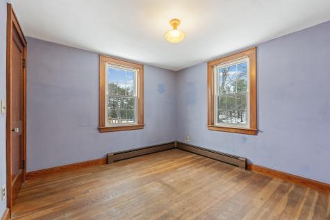 52 Tilton Avenue Kittery ME 03904