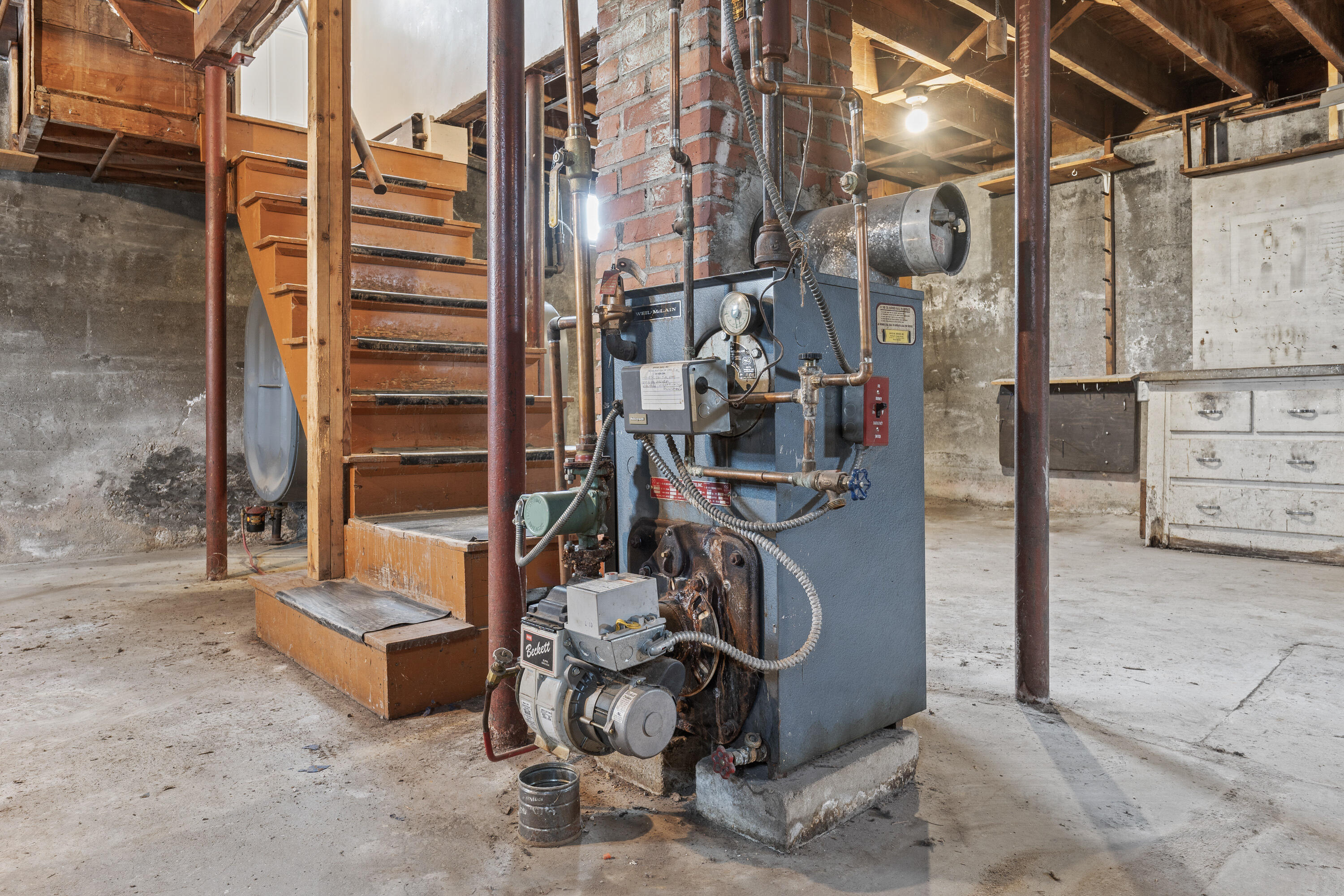 52 Tilton Avenue Kittery ME 03904