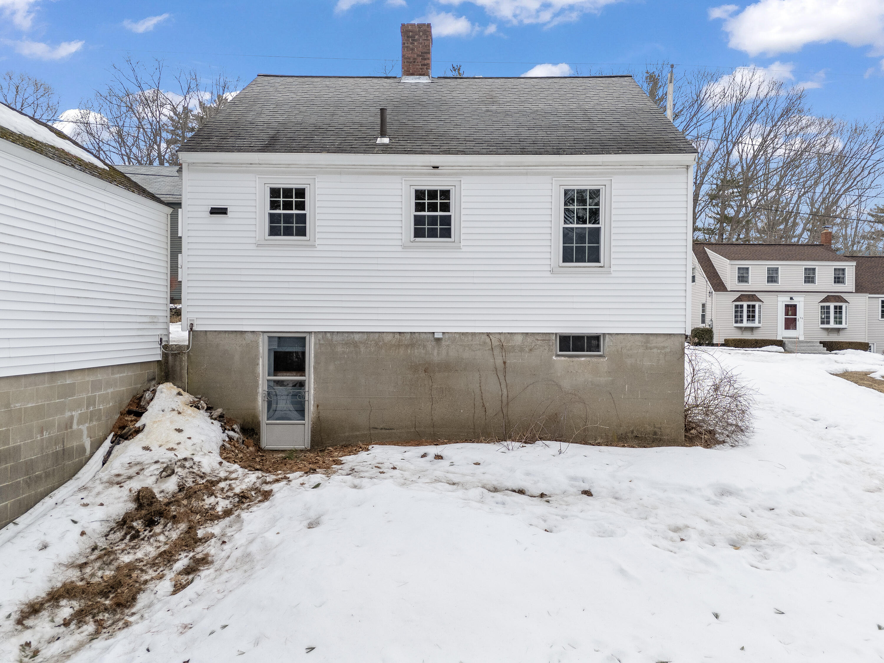 52 Tilton Avenue Kittery ME 03904