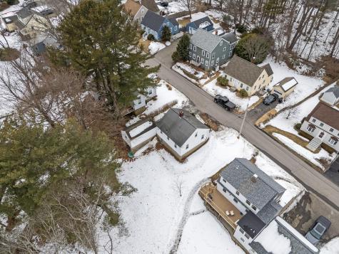 52 Tilton Avenue Kittery ME 03904