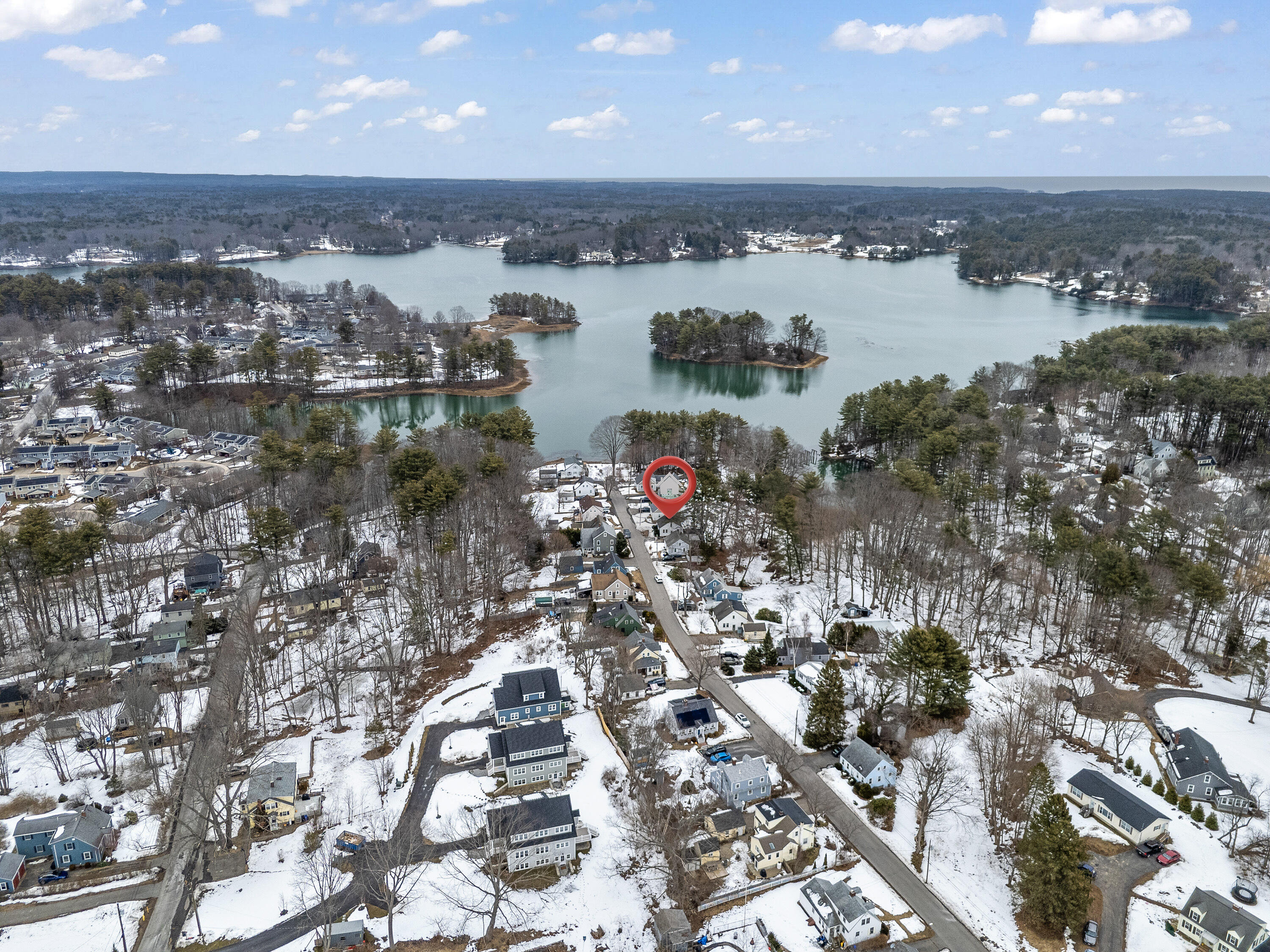 52 Tilton Avenue Kittery ME 03904