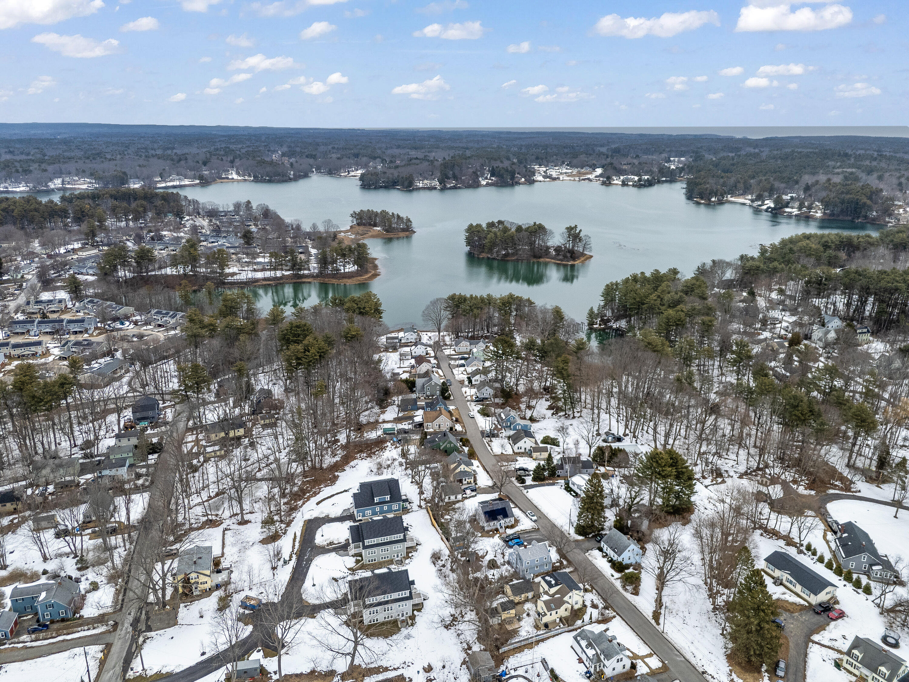 52 Tilton Avenue Kittery ME 03904