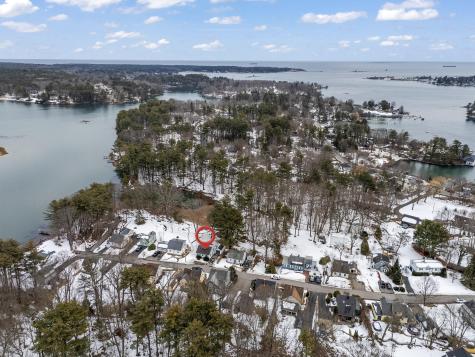 52 Tilton Avenue Kittery ME 03904