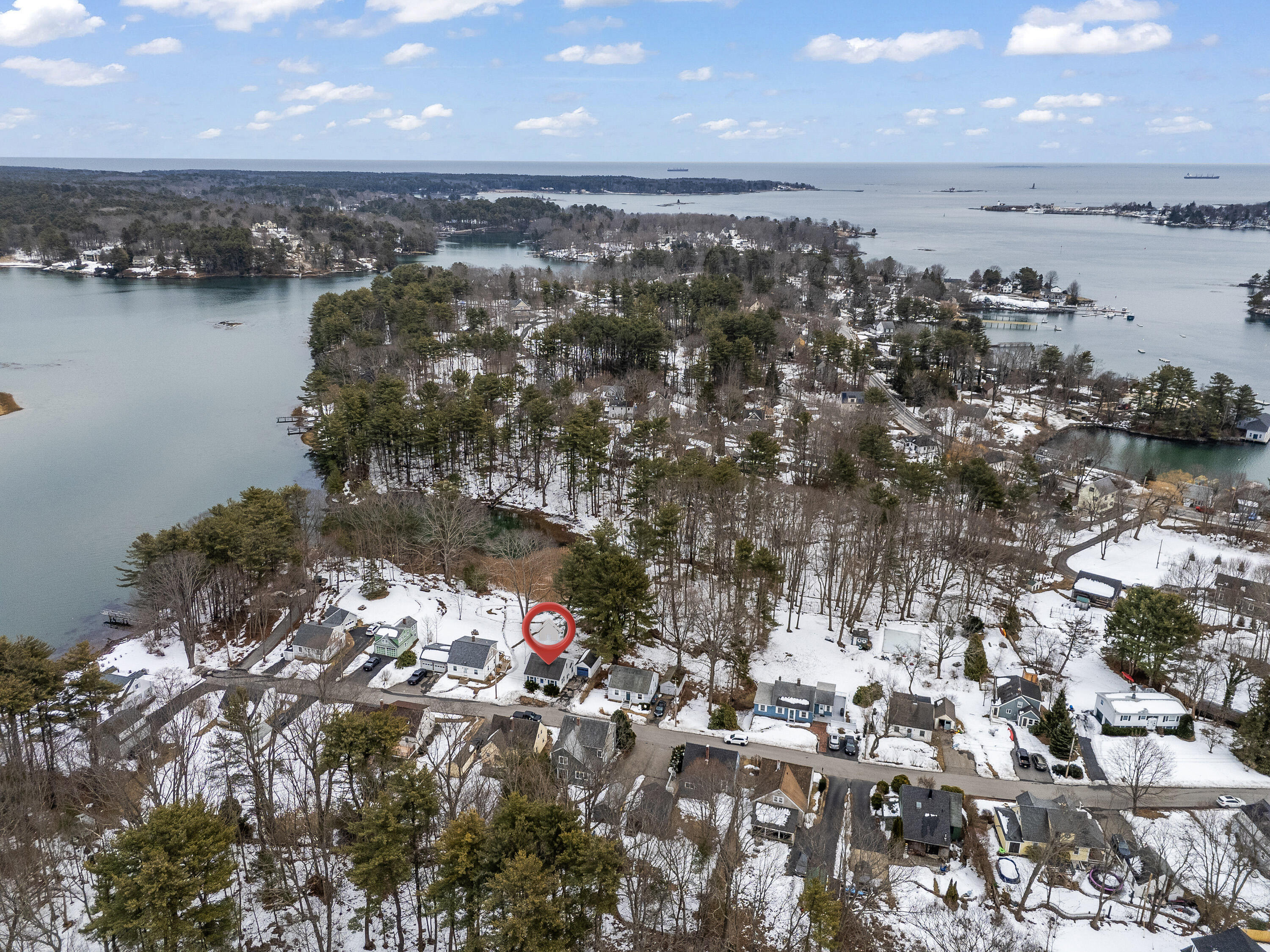 52 Tilton Avenue Kittery ME 03904