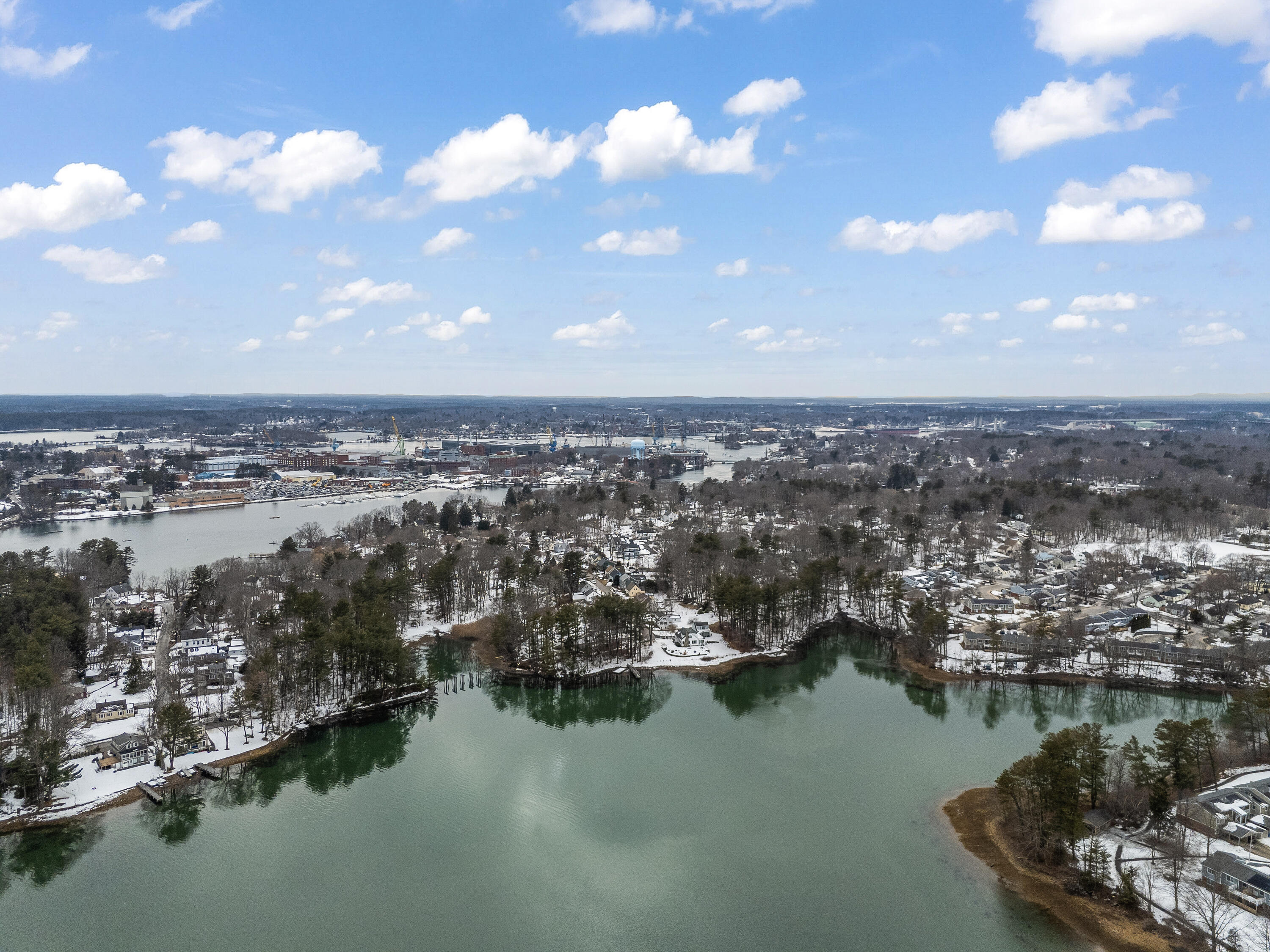 52 Tilton Avenue Kittery ME 03904