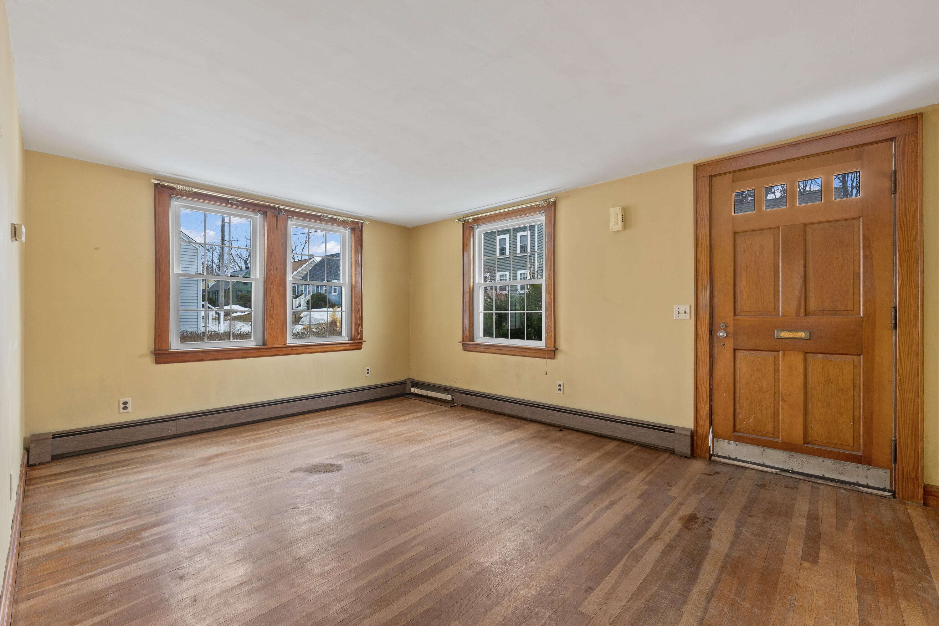 52 Tilton Avenue Kittery ME 03904