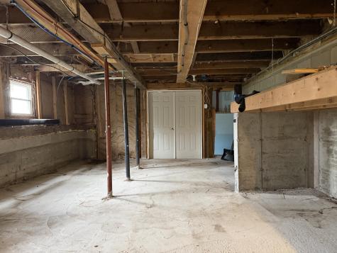 930 Main Street Monmouth ME 04259