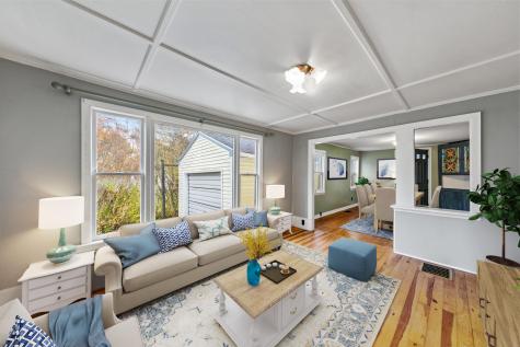 32 Amesbury Street Rockland ME 04841