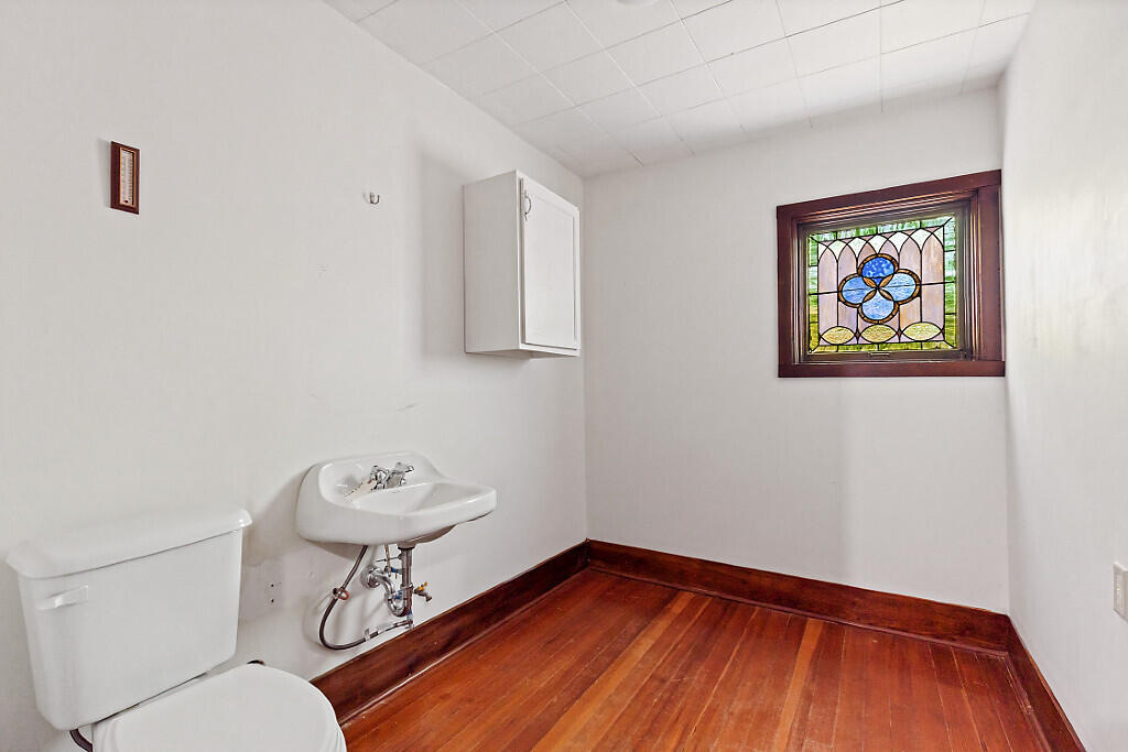 112 Washington Street Rumford ME 04276