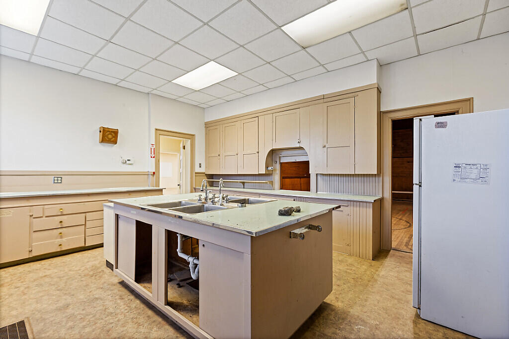 112 Washington Street Rumford ME 04276