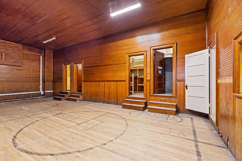 112 Washington Street Rumford ME 04276