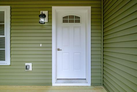 4 Lochview Drive Lewiston ME 04240