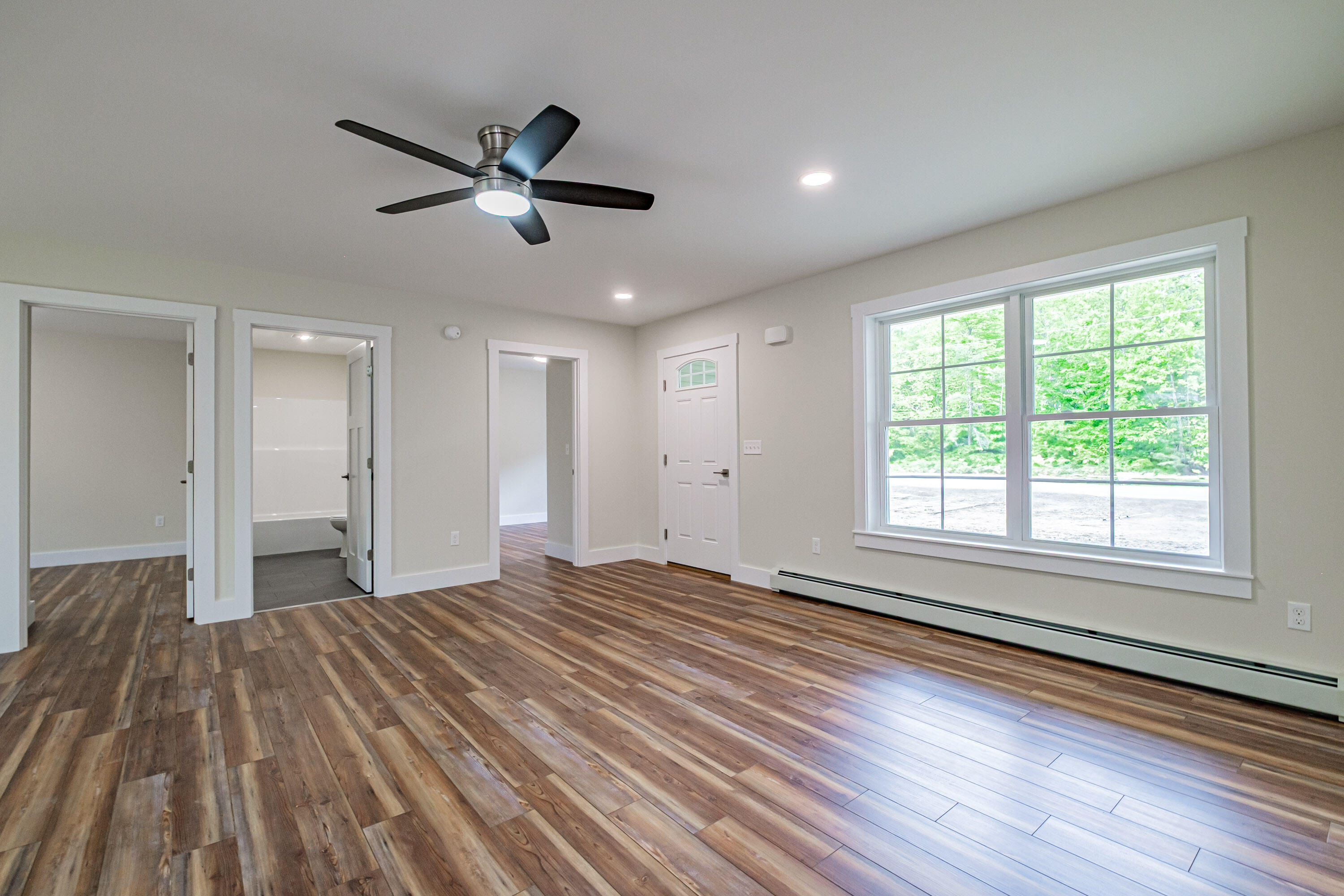 4 Lochview Drive Lewiston ME 04240