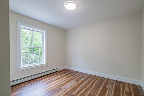 4 Lochview Drive Lewiston ME 04240