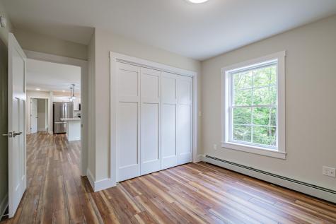 4 Lochview Drive Lewiston ME 04240