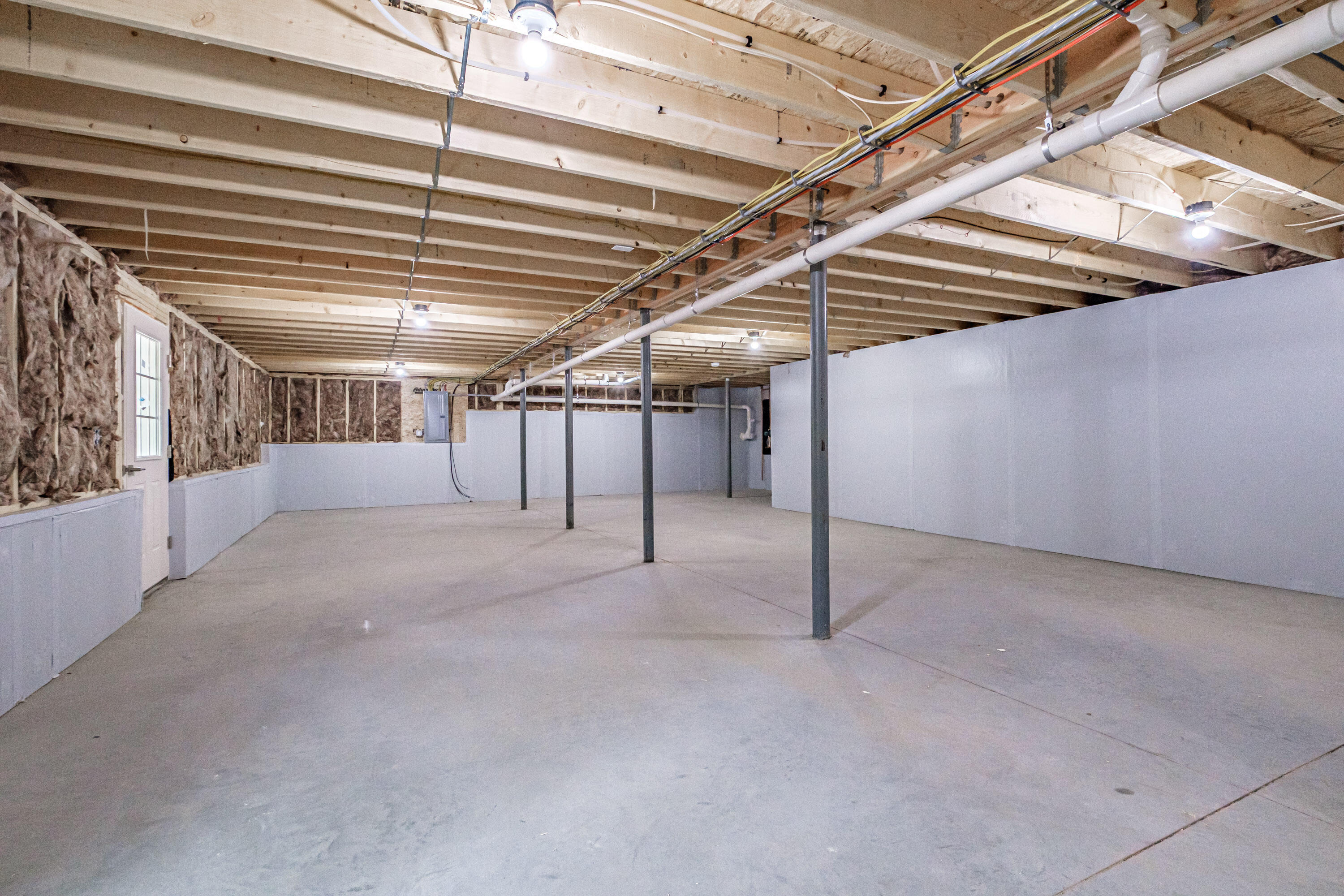 4 Lochview Drive Lewiston ME 04240