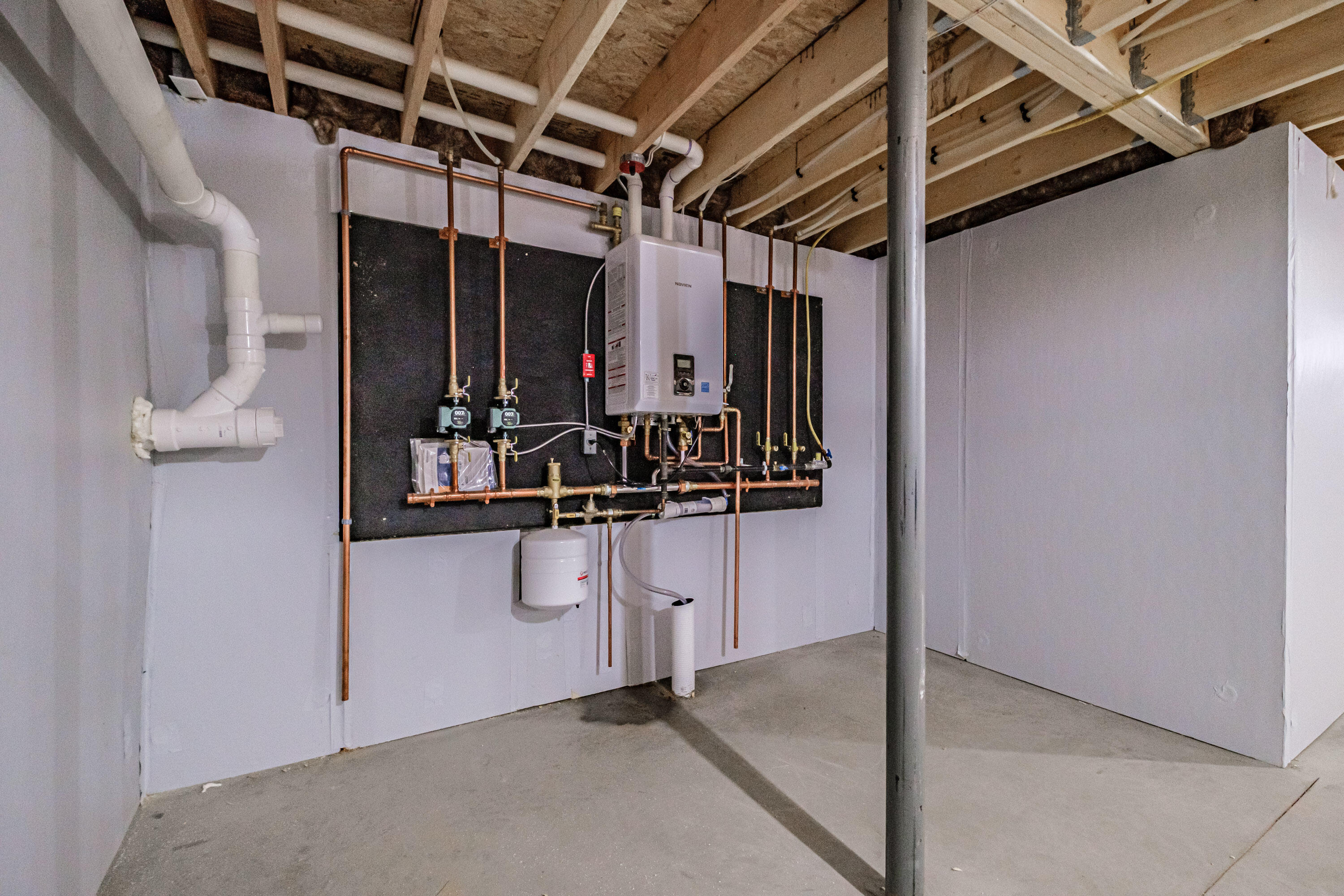 4 Lochview Drive Lewiston ME 04240