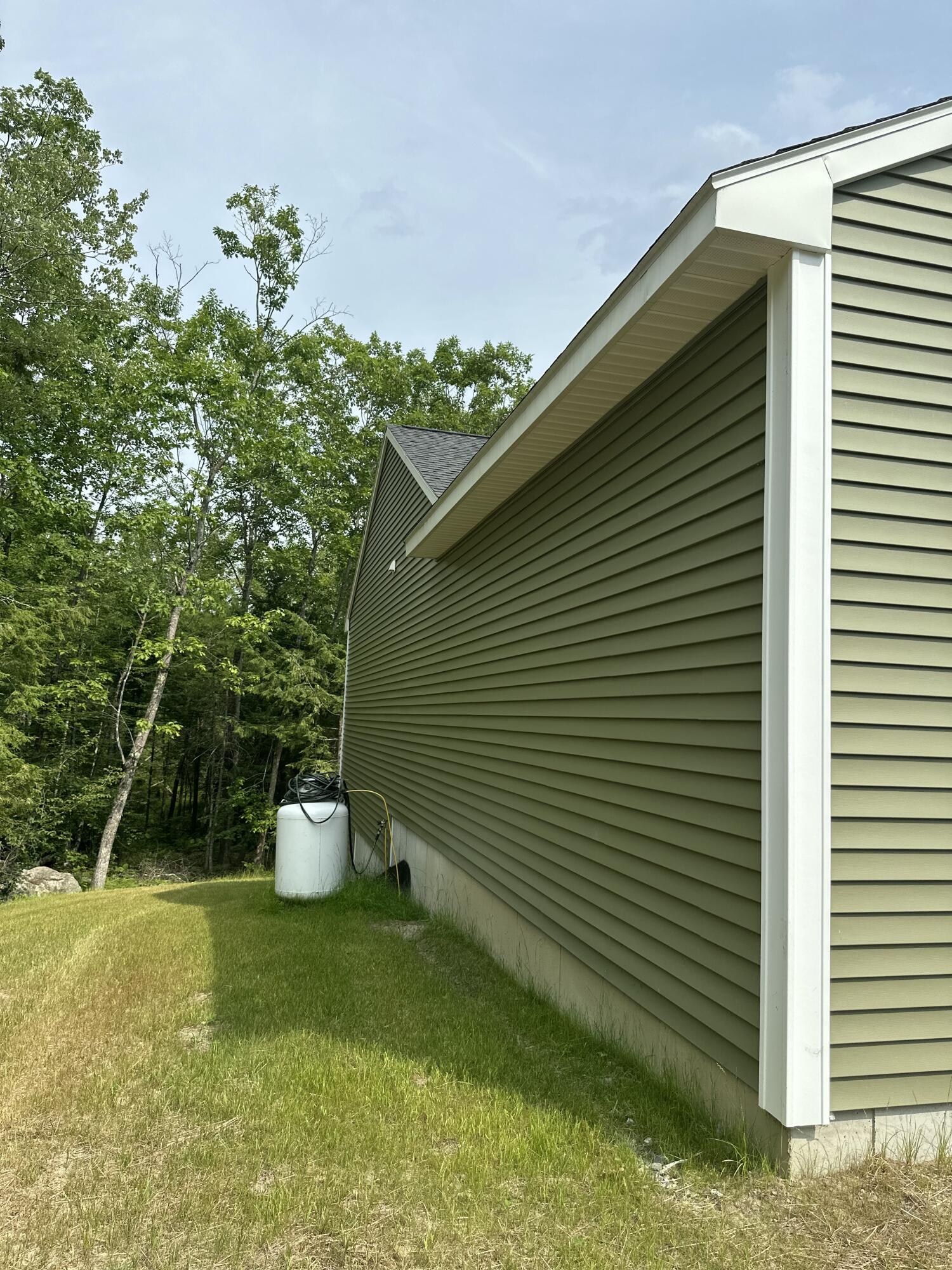 4 Lochview Drive Lewiston ME 04240