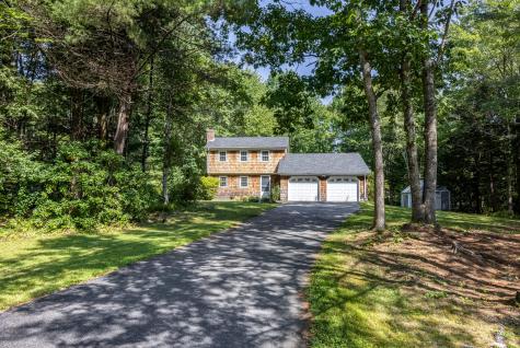 76 Ledgewood Drive Yarmouth ME 04096
