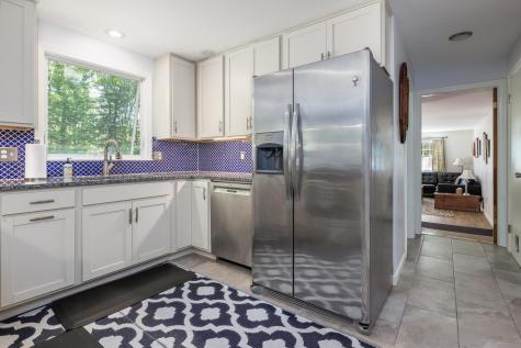 76 Ledgewood Drive Yarmouth ME 04096