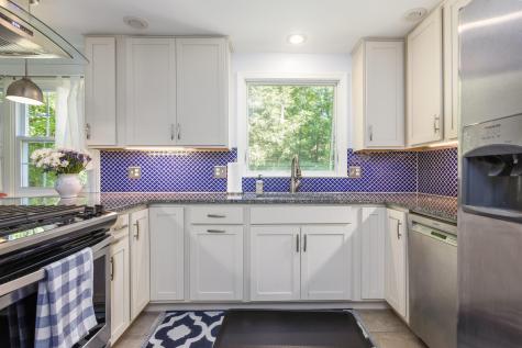 76 Ledgewood Drive Yarmouth ME 04096