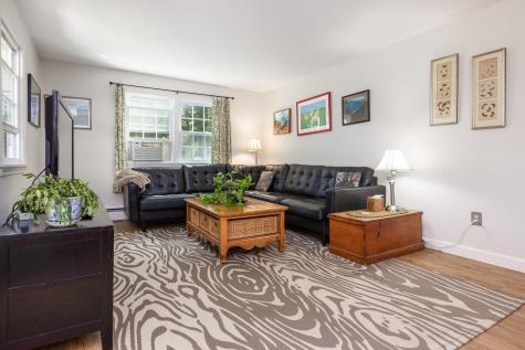 76 Ledgewood Drive Yarmouth ME 04096