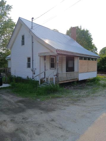 18 Lincoln Street Richmond ME 04357