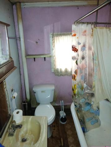 18 Lincoln Street Richmond ME 04357