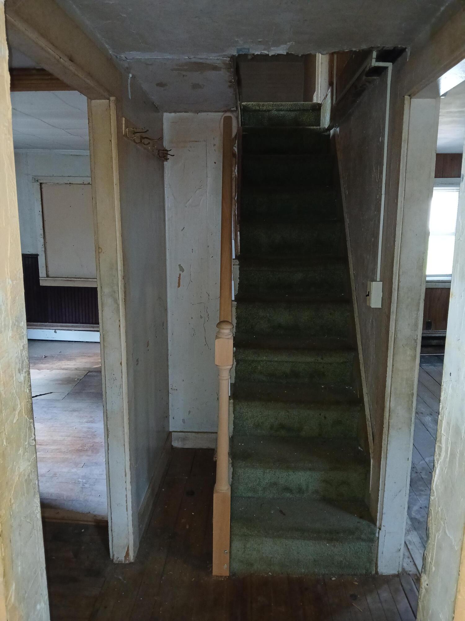 18 Lincoln Street Richmond ME 04357