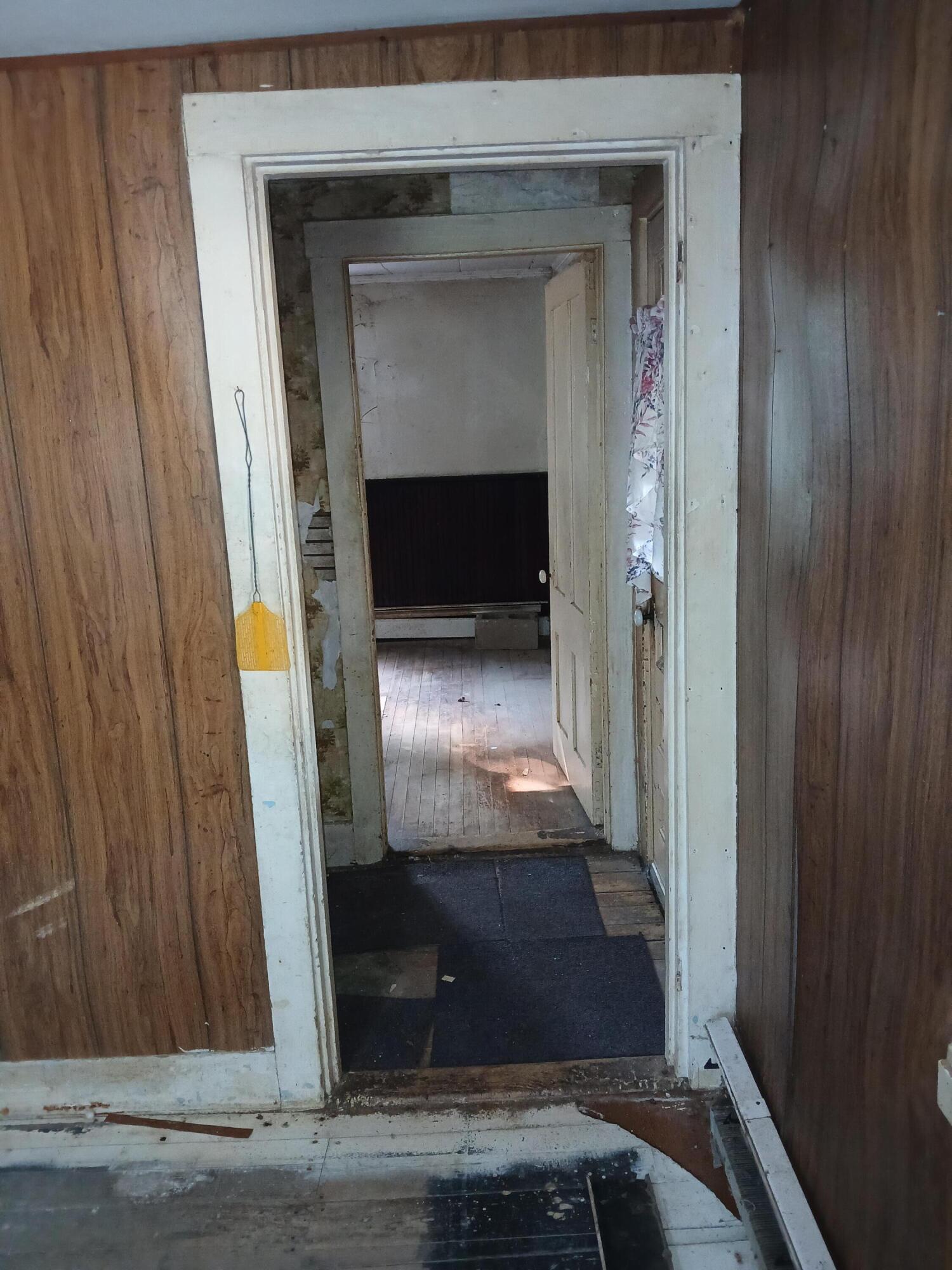 18 Lincoln Street Richmond ME 04357