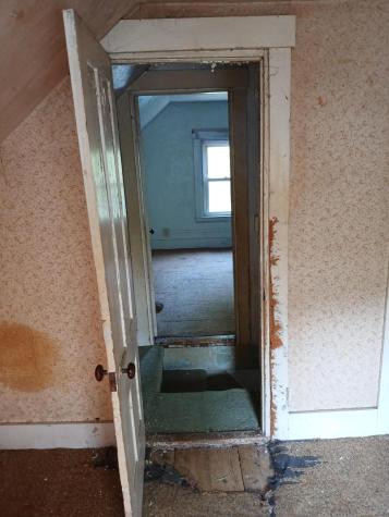 18 Lincoln Street Richmond ME 04357