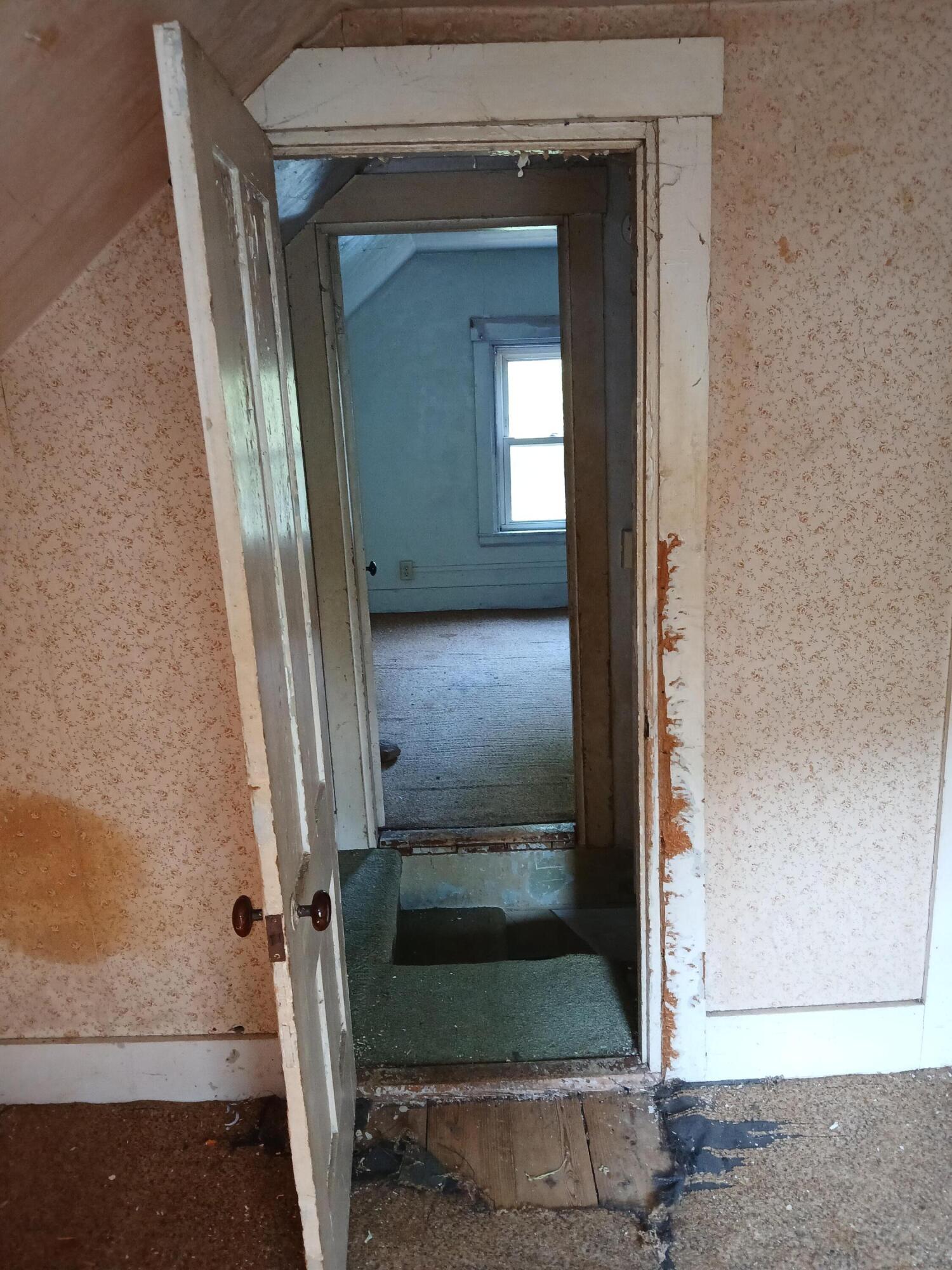 18 Lincoln Street Richmond ME 04357