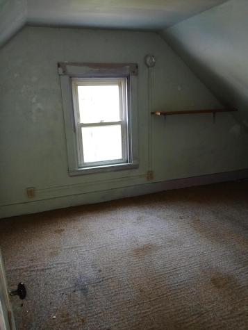 18 Lincoln Street Richmond ME 04357