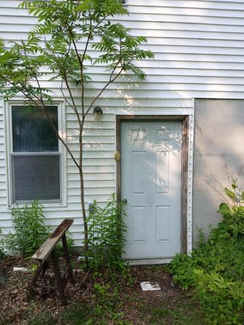 18 Lincoln Street Richmond ME 04357