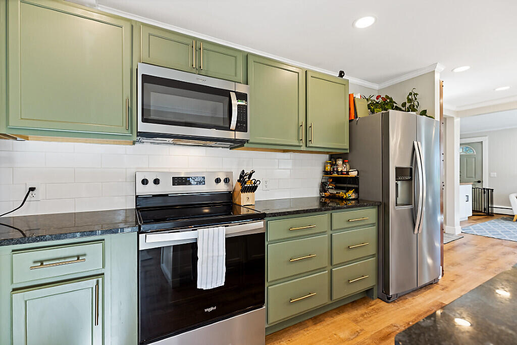74 Newland Avenue Augusta ME 04330