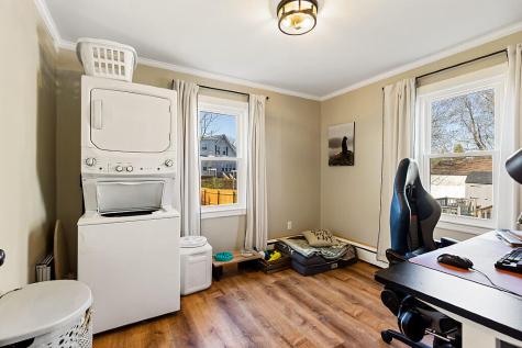 74 Newland Avenue Augusta ME 04330