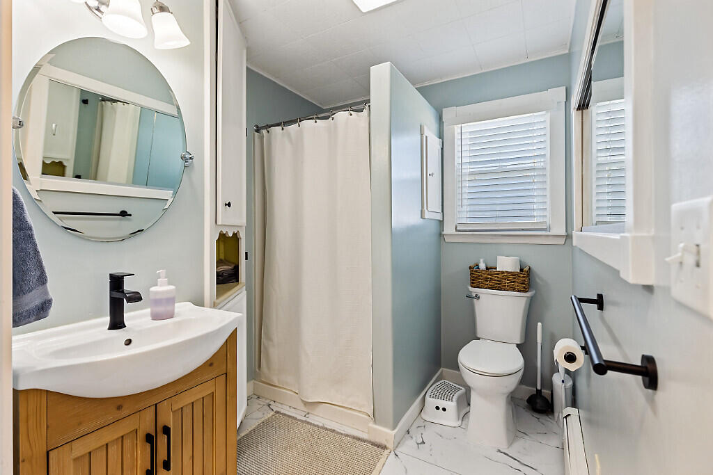 74 Newland Avenue Augusta ME 04330