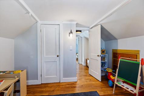 74 Newland Avenue Augusta ME 04330