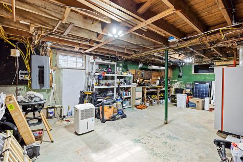 74 Newland Avenue Augusta ME 04330
