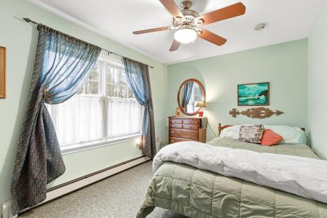 11 Hovey Lane Brunswick ME 04011